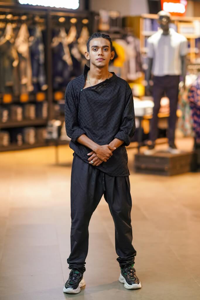 JD Institute Cochin Student Showing their Modelling Skills6