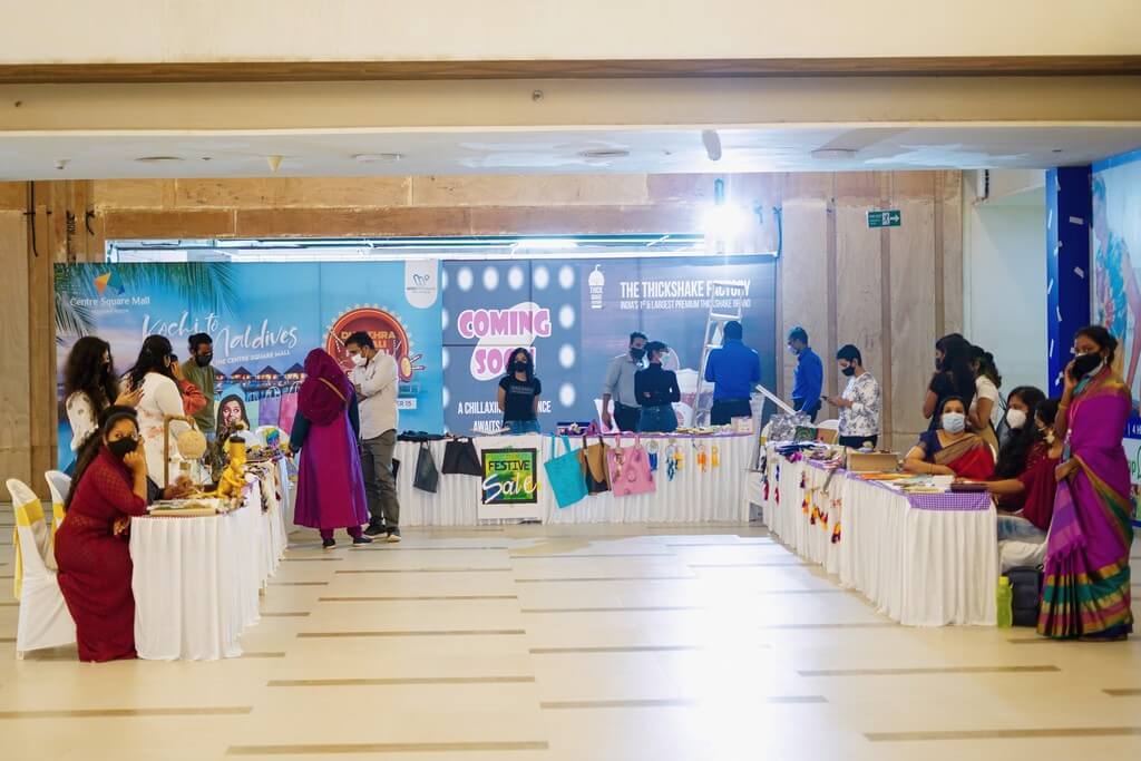 JD Institute Cochinu2019s Tanisi Sale Event at Central Mall Cochin by JEDIIIANS