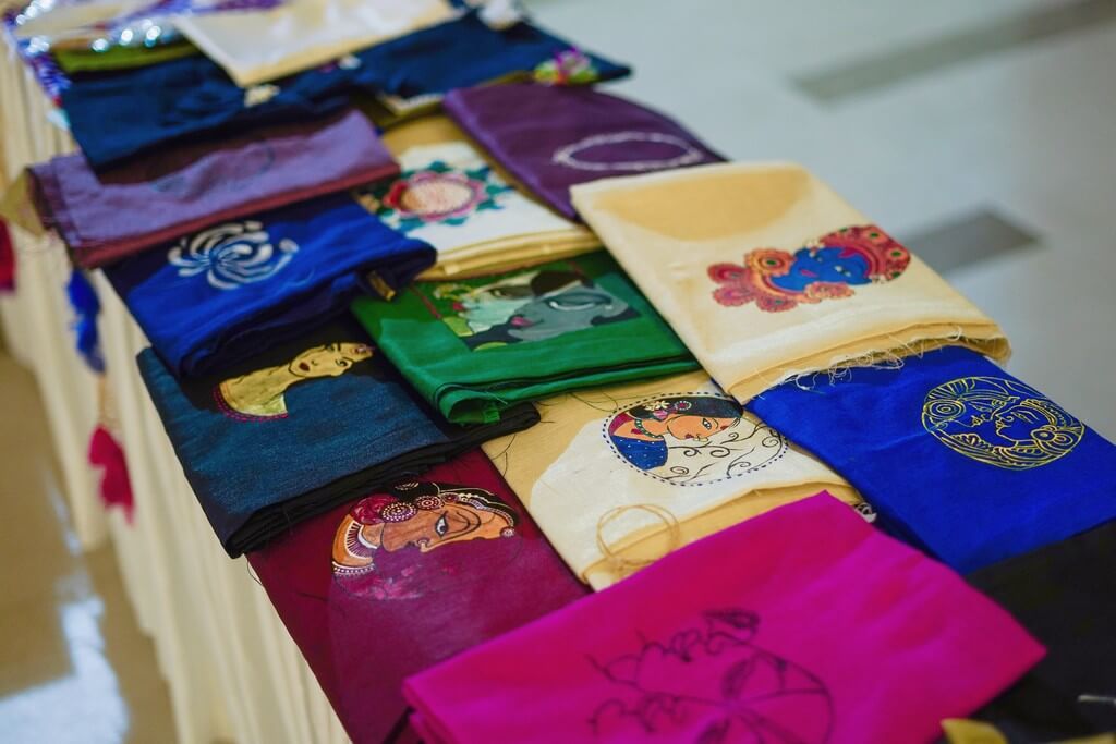 JD Institute Cochinu2019s Tanisi Sale Event by students Pop art Wall Decor 1