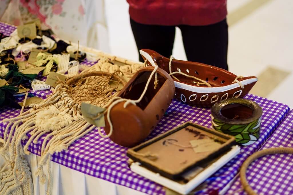 JD Institute Cochinu2019s Tanisi Sale Event by students Pottery painting