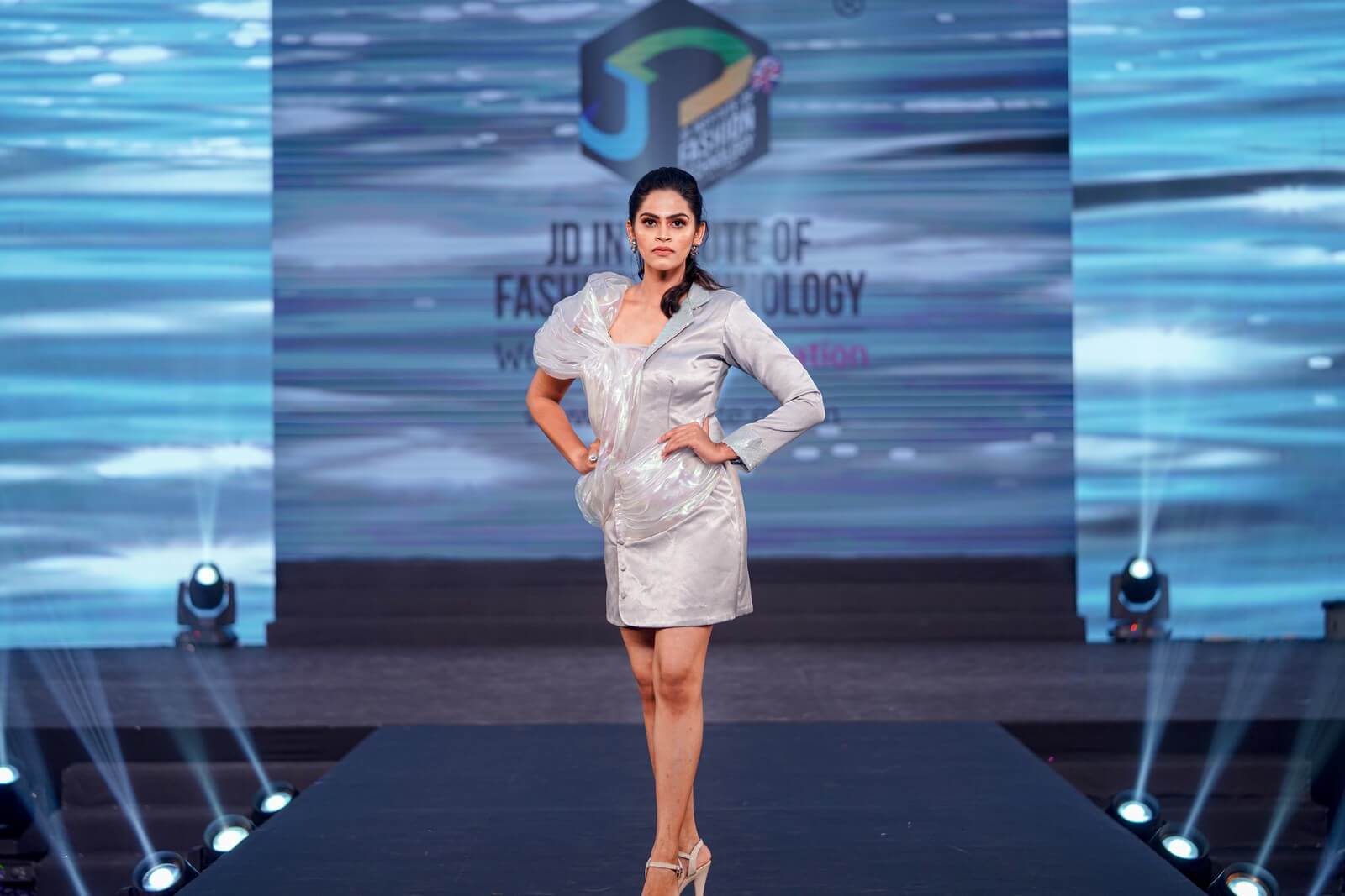 Celsumwes – Sync JD Design Awards Academy of Design and Managment